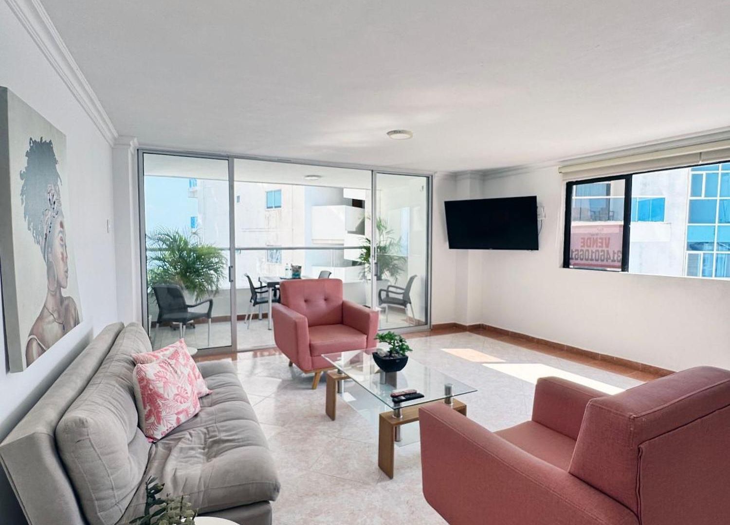 El Laguito Por Parceros Group Apartment