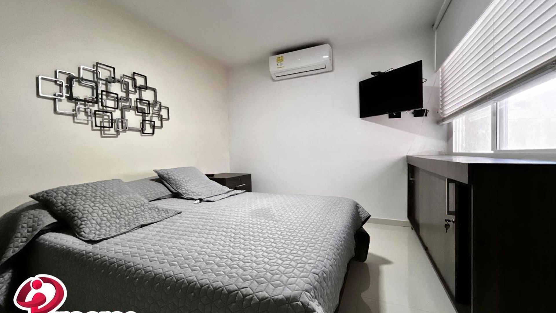 El Laguito Por Parceros Group Apartment