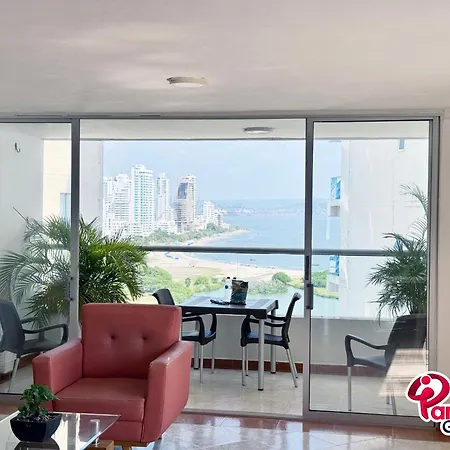 Edificio Mirador Del Laguito Por Parceros Group