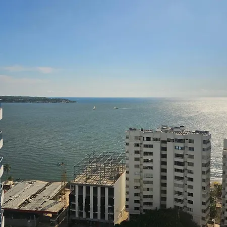 Edificio Mirador Del Laguito Por Parceros Group Apartamento
