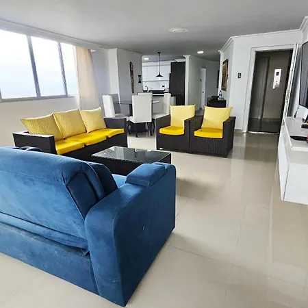 Edificio Mirador Del Laguito Por Parceros Group Apartamento