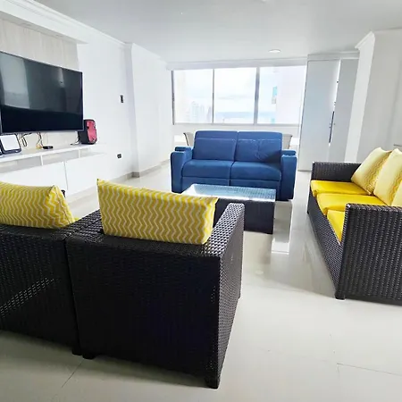 Apartamento Edificio Mirador Del Laguito Por Parceros Group 3*