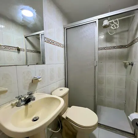 Edificio Mirador Del Laguito Por Parceros Group 3* Cartagena