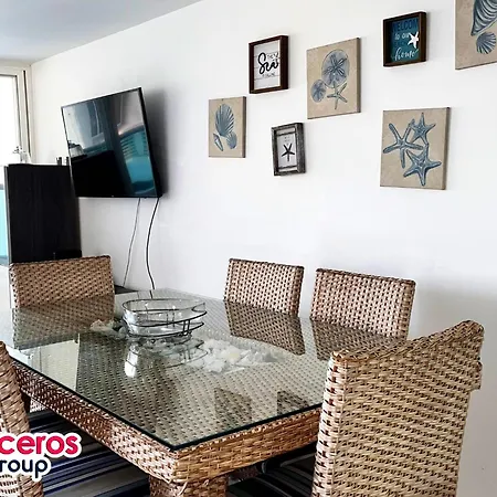 El Laguito Por Parceros Group Cartagena