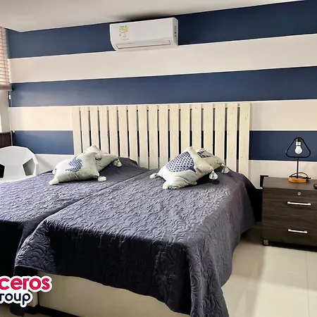 Apartment El Laguito Por Parceros Group 3*