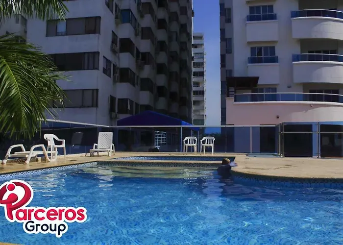 Edificio Mirador Del Laguito Por Parceros Group